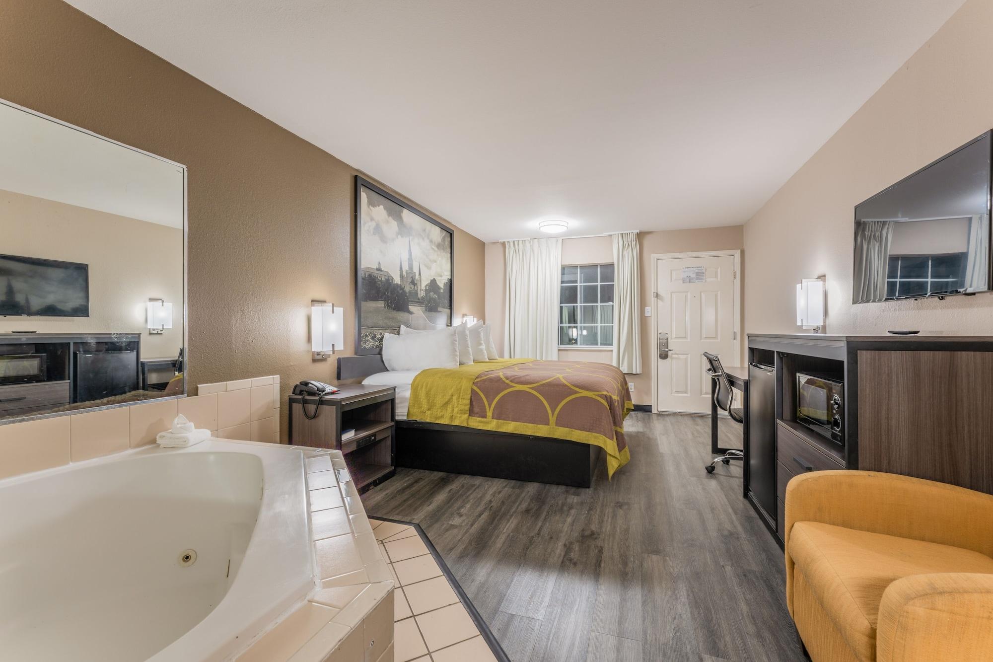 Super 8 By Wyndham Lake Charles Northeast Exterior photo